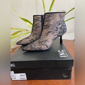 INC International Concepts Women's Black and Cream Lace Heeled Boots